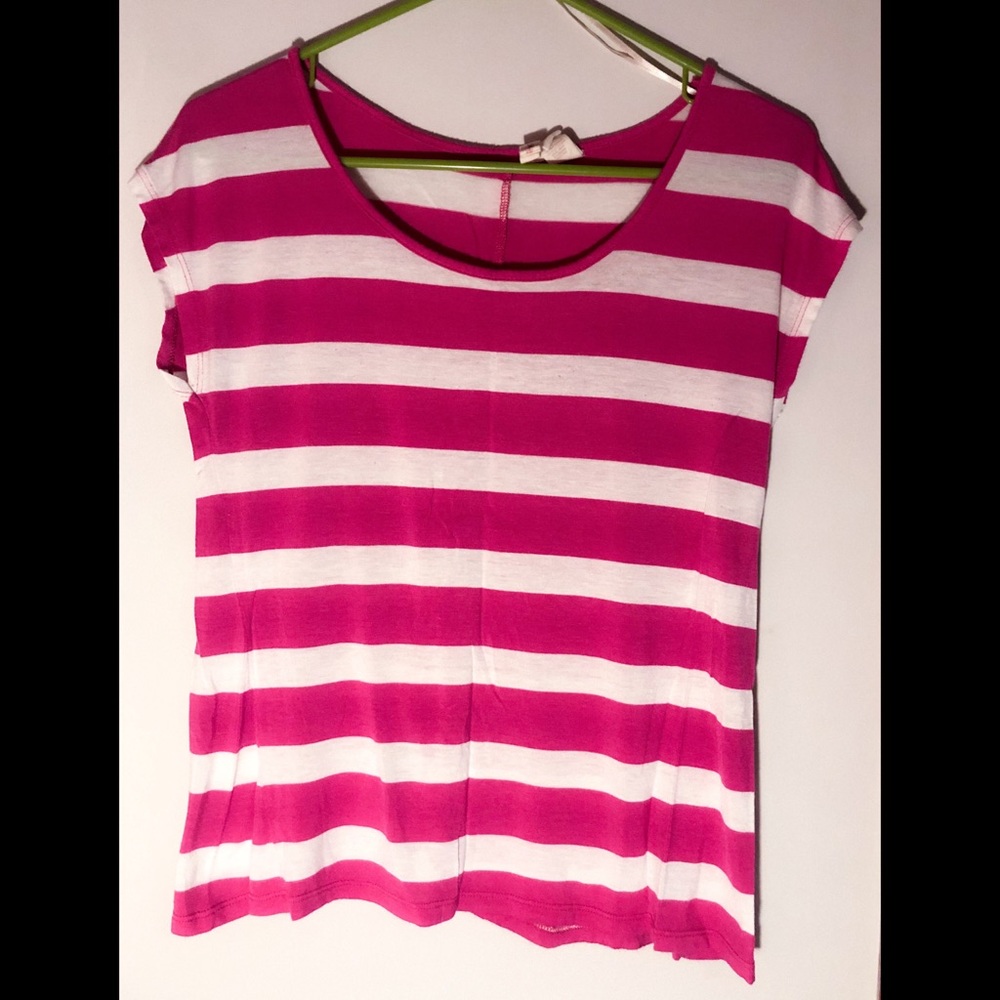 Red Camel Top Size M